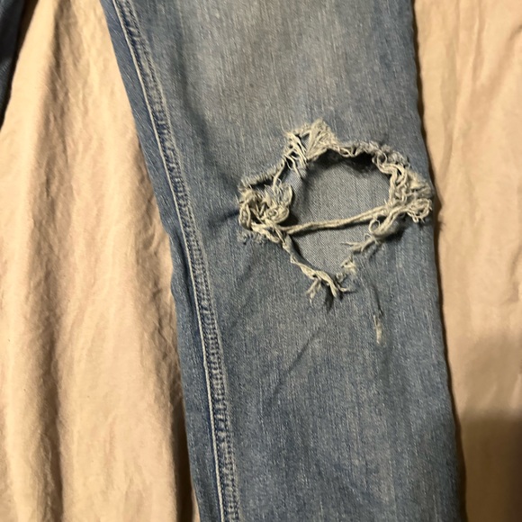 Old Navy RockStar Jeans - Picture 3 of 5